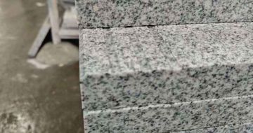 咸阳芝麻白楼梯踏步