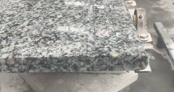 咸阳芝麻白楼梯踏步 芙蓉白