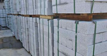 咸阳芝麻白路牙石，路侧石