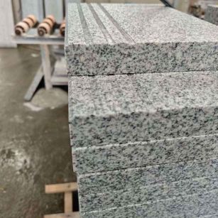 咸阳芝麻白楼梯踏步