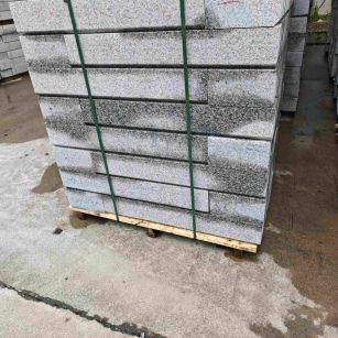 咸阳芙蓉白路牙石，马路牙子