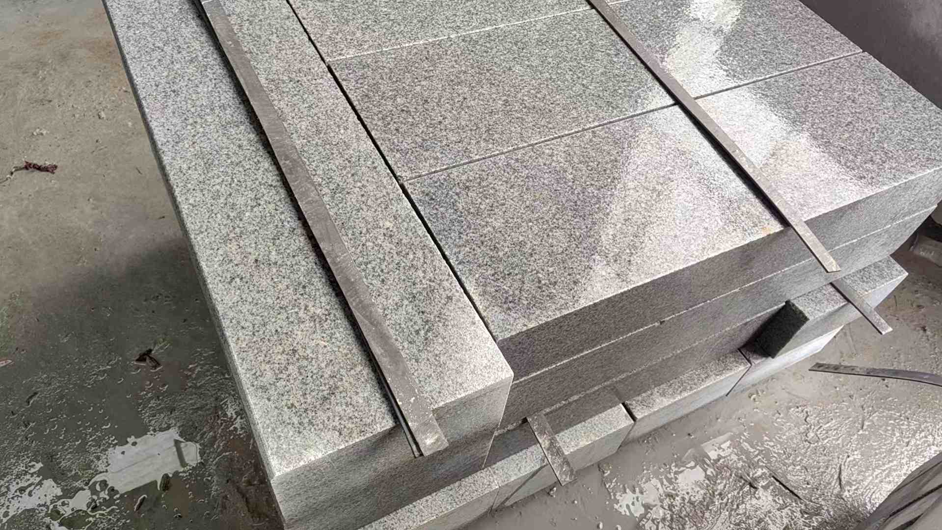 咸阳芝麻灰 芝麻白 路牙石 路侧石 马路牙子
